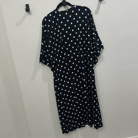 Dwell & Slumber Black & White Polka Dot Caftan - Picture 2 of 5